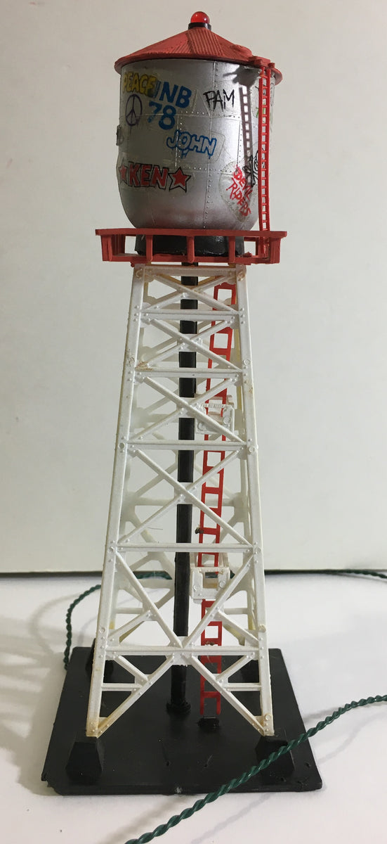 Life-Like HO 08705 Bedford Water Tower w/Blinking Light Kit USED